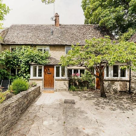 Architect Designed Cosy Cotswold Stone Cottage Quenington ภายนอก รูปภาพ