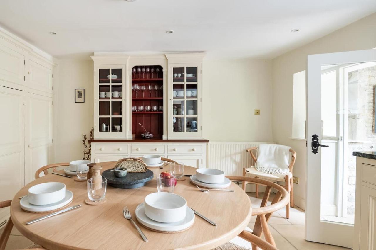 Architect Designed Cosy Cotswold Stone Cottage Quenington ภายนอก รูปภาพ